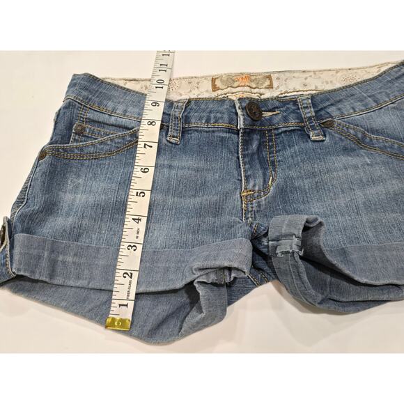 YMI Jeans Blue Light Washed Denim Jean Shorts Juniors Size 1 - Picture 6 of 7